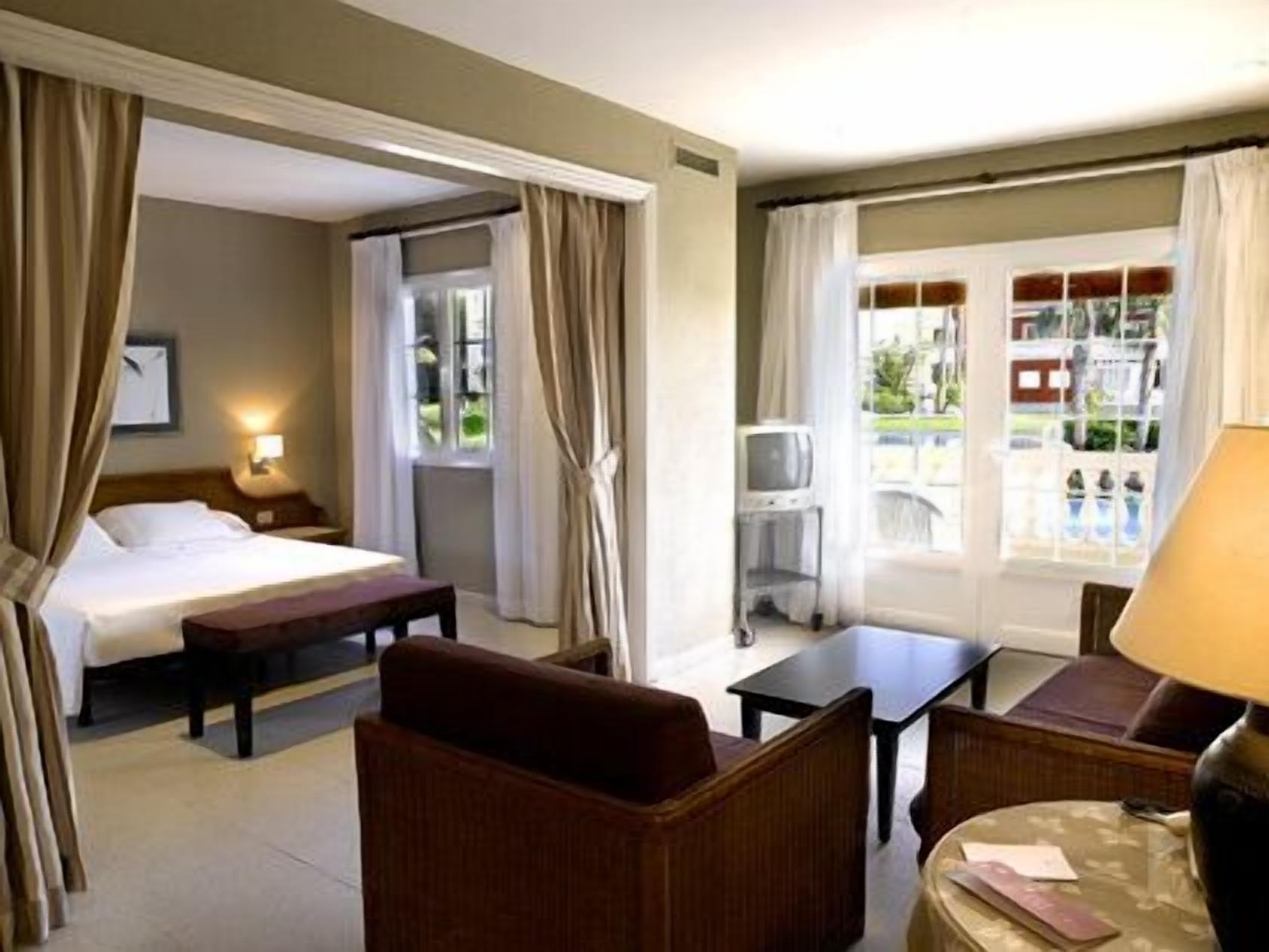 Aparthotel HG Jardin de Menorca Son Bou Exterior foto
