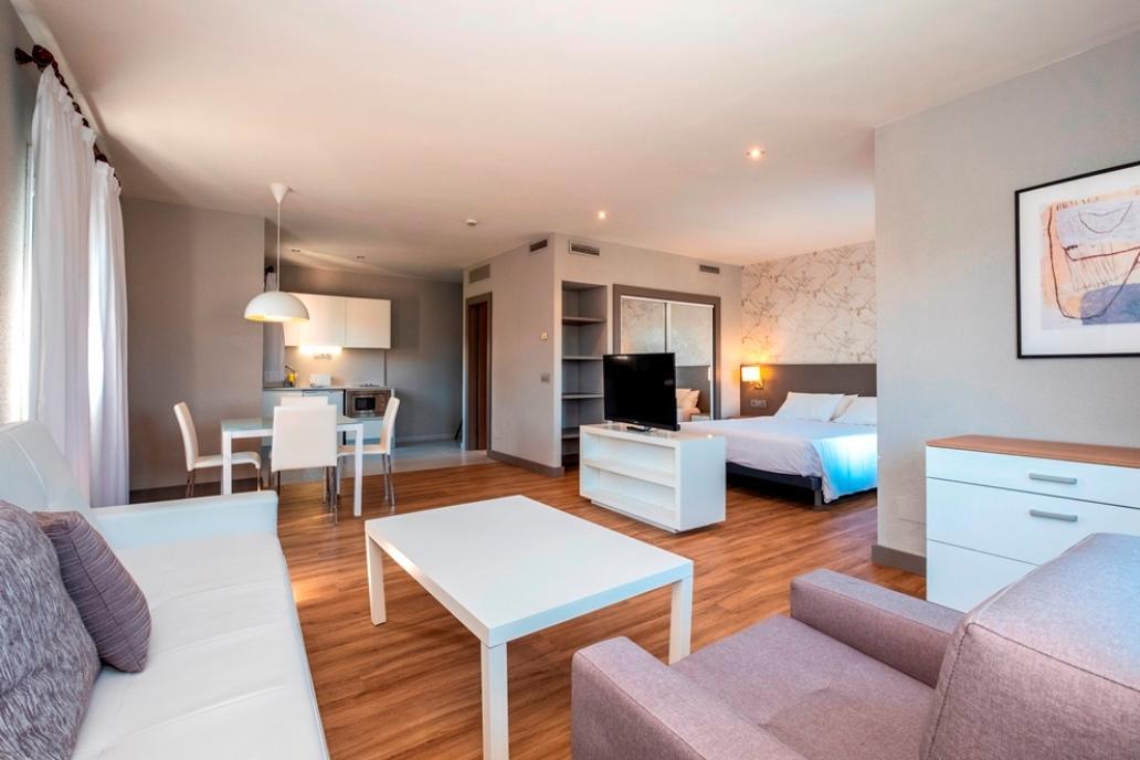 Aparthotel HG Jardin de Menorca Son Bou Exterior foto